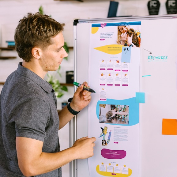 SEO specialist auditing the on-page SEO of a website